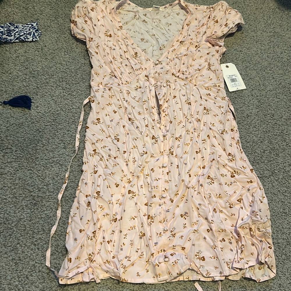 Billabong pink floral sundress